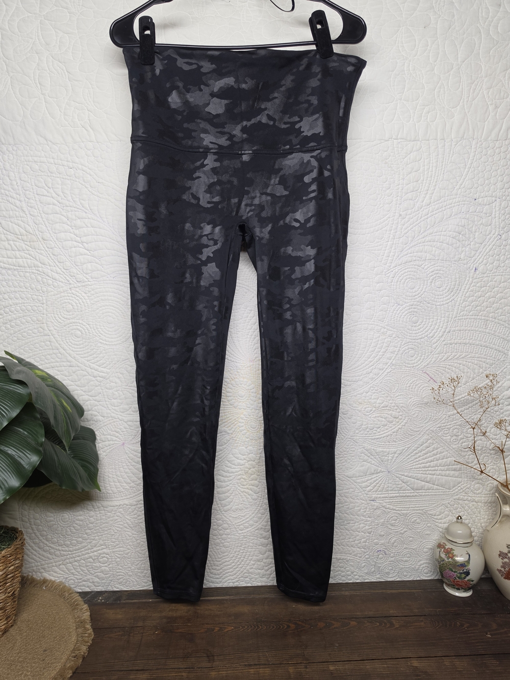 SPANX High-Rise Black Camo Print Leggings Athletica
